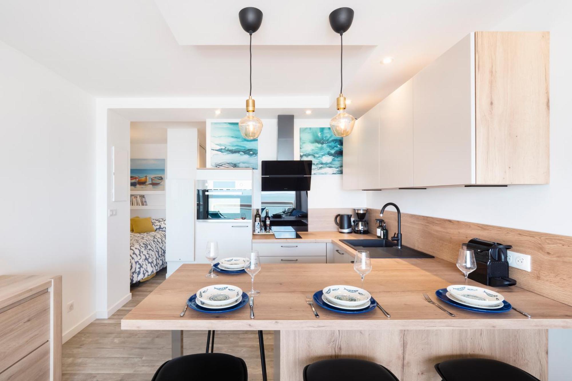 Luxe Vue Panoramique Baie Apartment